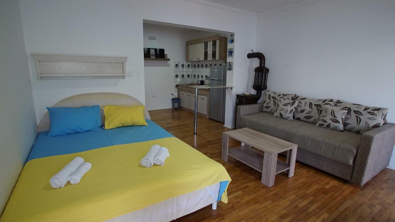 Penthouse Stoliv New Spa-Pool Villa Is Located 5M From The Sea, Exclusive Terrace,Private Jetty Wih Sunbeds, Pebble Beach, Secluded Location Total Area 375M2 At Your Disposal Kotor Exteriér fotografie